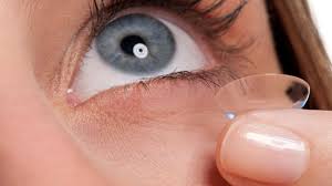 Göz Kuruluğu ve Kontakt Lens Kullanımı: Dikkat Edilmesi Gerekenler